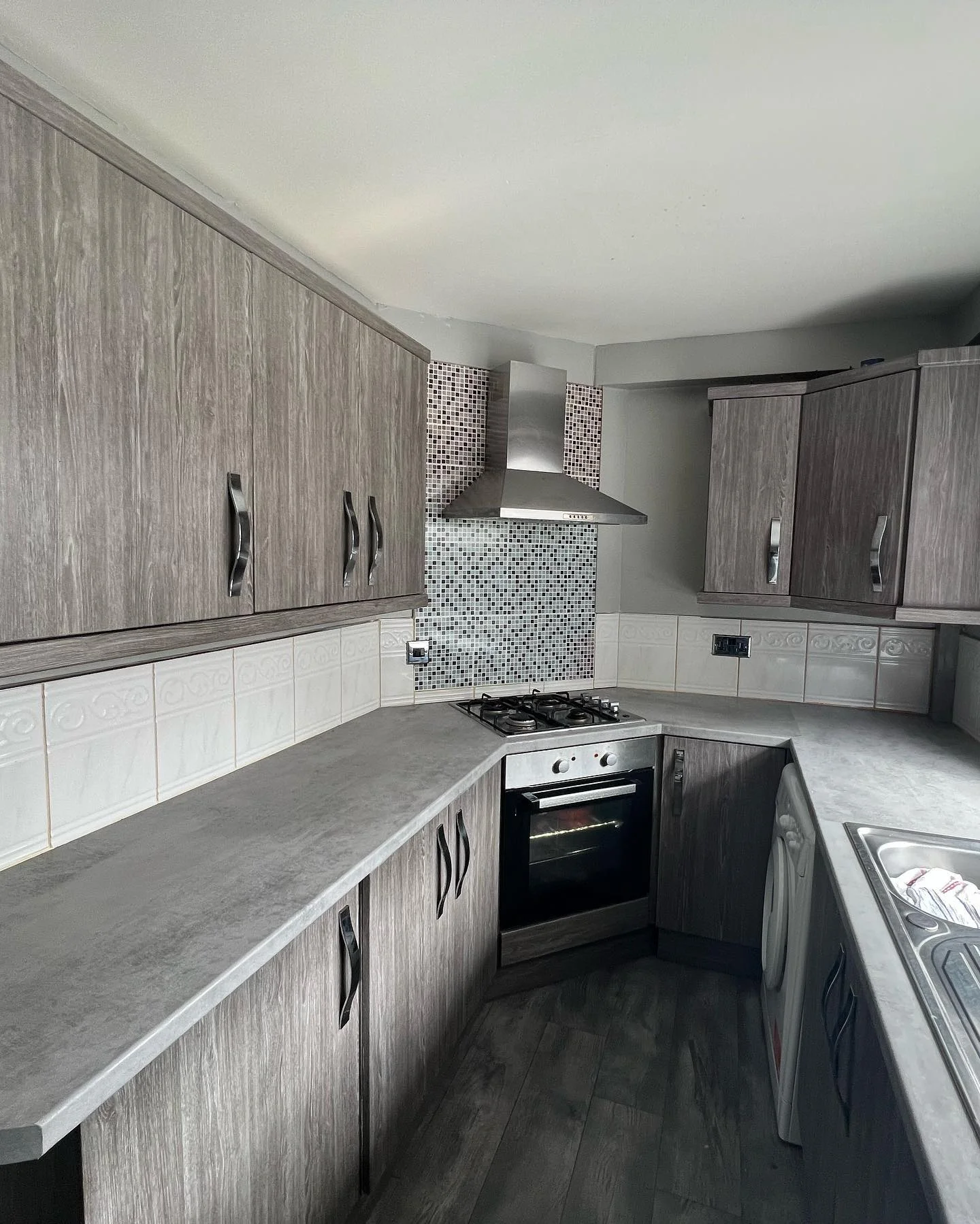 Grey Wood Effect Kitchen